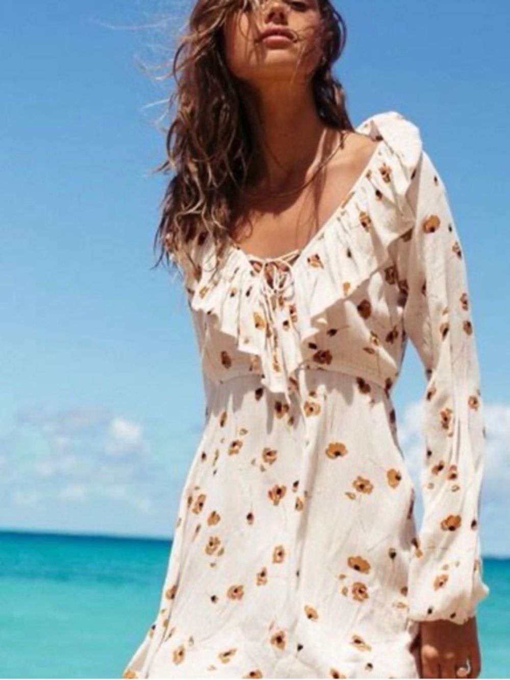 Billabong Size Medium Dress Mini Long Sleeve Floral Ruffle Rayon Take Away